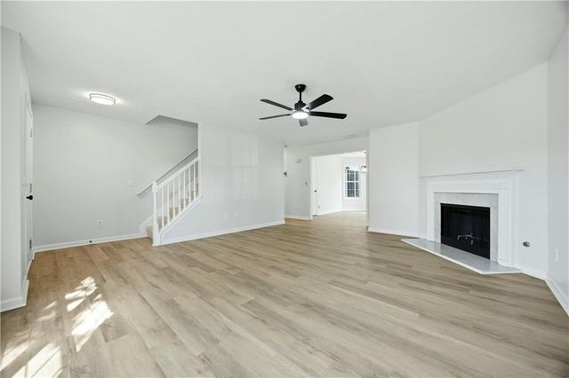 2217 Oakland Walk Drive, Lawrenceville, GA 30044