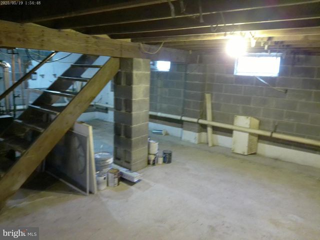 111 CRESCENT DR, Browns Mills, NJ 08015