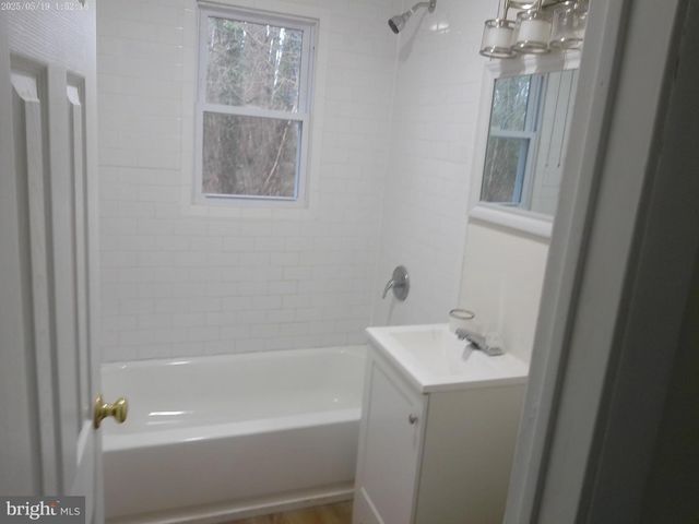 111 CRESCENT DR, Browns Mills, NJ 08015