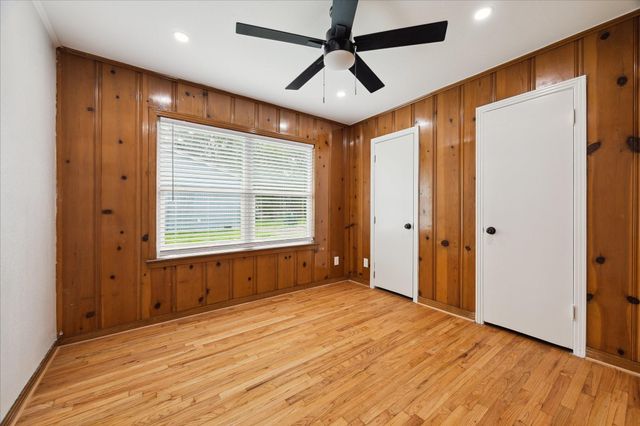 522 Barkley Street, Houston, TX 77022