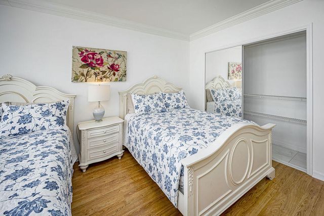 5601 Collins Avenue, Miami Beach, FL 33140