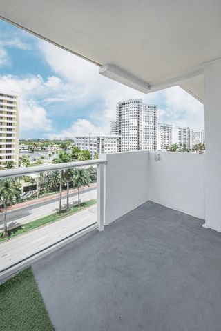 5601 Collins Avenue, Miami Beach, FL 33140