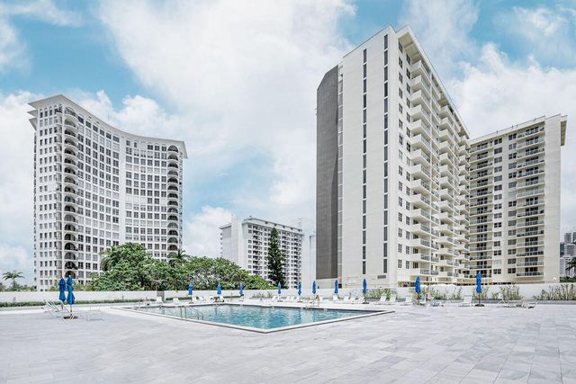 5601 Collins Avenue, Miami Beach, FL 33140