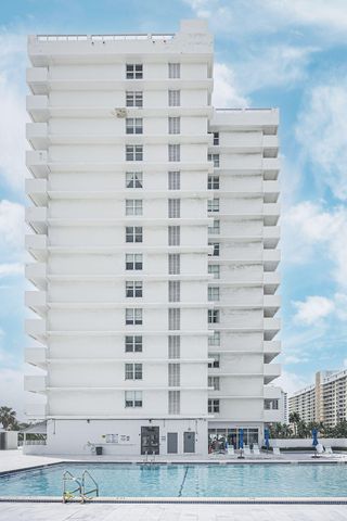 5601 Collins Avenue, Miami Beach, FL 33140