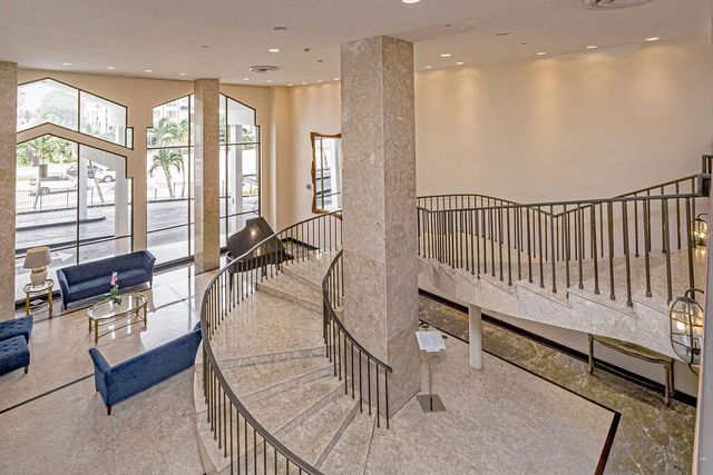 5601 Collins Avenue, Miami Beach, FL 33140