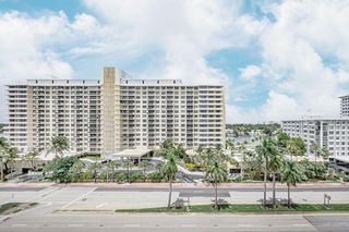 5601 Collins Avenue, Miami Beach, FL 33140