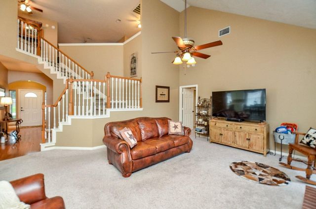 1400 Bob White Trail, Sealy, TX 77474