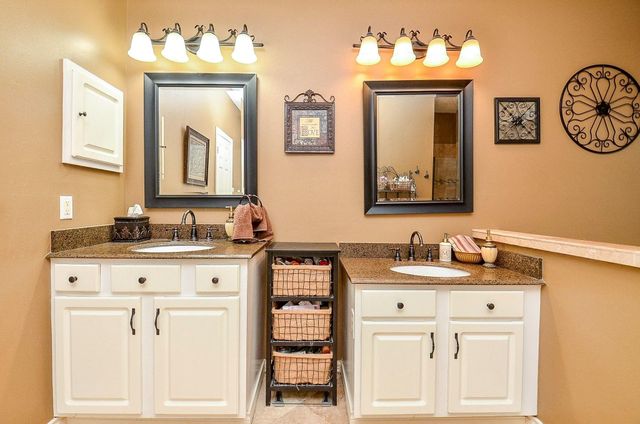 1400 Bob White Trail, Sealy, TX 77474