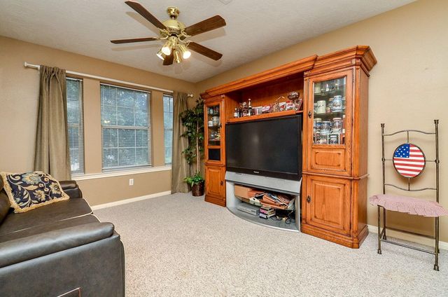 1400 Bob White Trail, Sealy, TX 77474