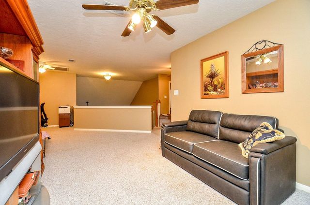 1400 Bob White Trail, Sealy, TX 77474