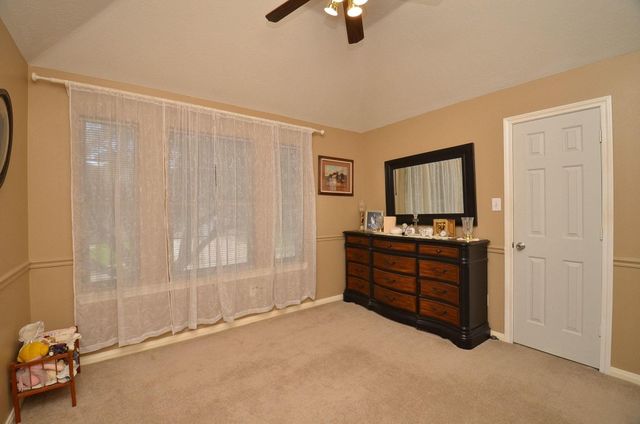 1400 Bob White Trail, Sealy, TX 77474