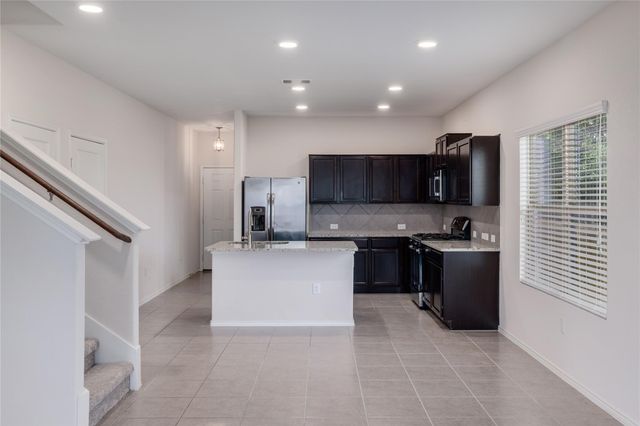 5700 Eden DR, Austin, TX 78747
