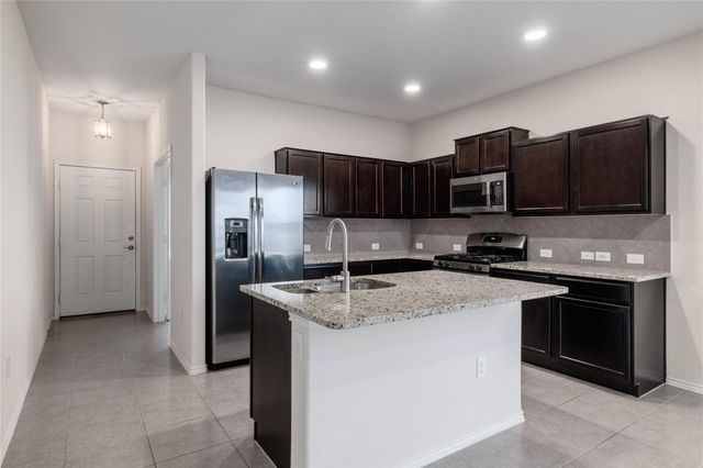 5700 Eden DR, Austin, TX 78747