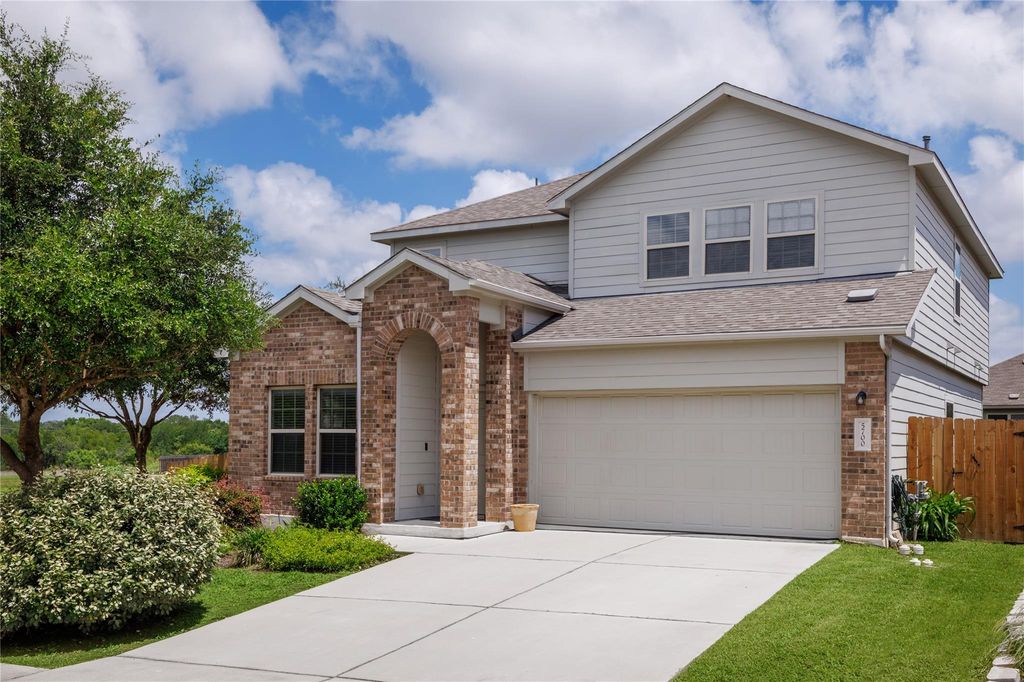 5700 Eden DR, Austin, TX 78747