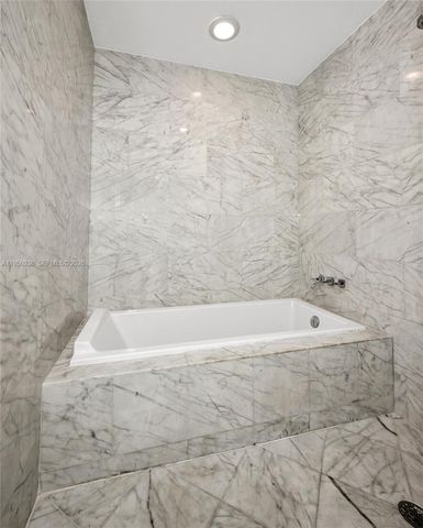 900 BISCAYNE BLVD 909, Miami, FL 33132