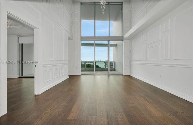 900 BISCAYNE BLVD 909, Miami, FL 33132