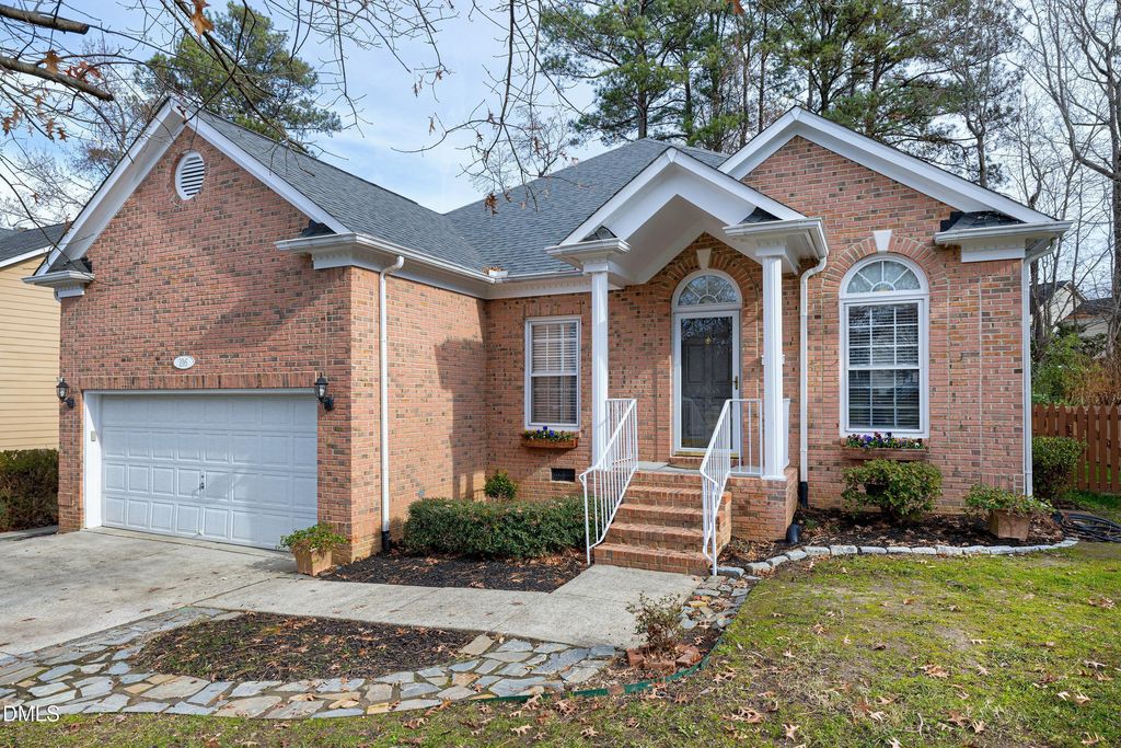 106 Daleshire Drive, Cary, NC 27519