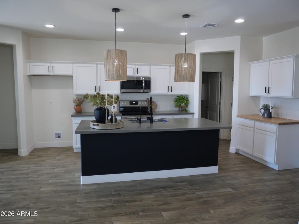 17639 W COUNTRY CLUB Terrace, Surprise, AZ 85387 — photo 4