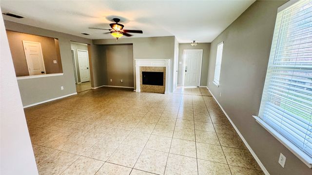 604 International Drive, Euless, TX 76039