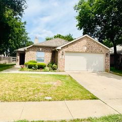 604 International Drive, Euless, TX 76039