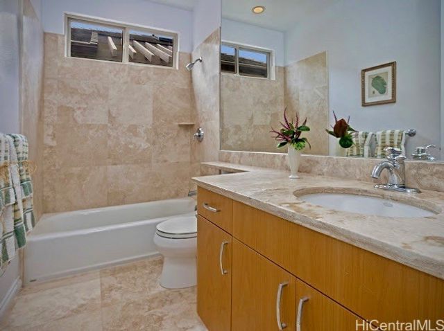 1047 Koko Kai Place, Honolulu, HI 96825
