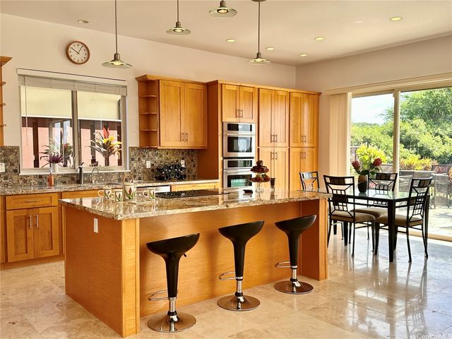 1047 Koko Kai Place, Honolulu, HI 96825