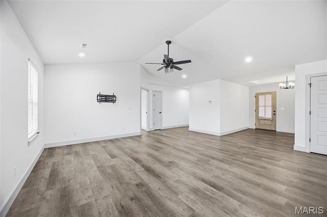 147 La Vista Drive, Waynesville, MO 65583