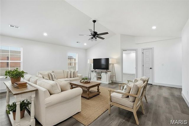 147 La Vista Drive, Waynesville, MO 65583