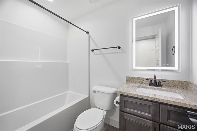 147 La Vista Drive, Waynesville, MO 65583