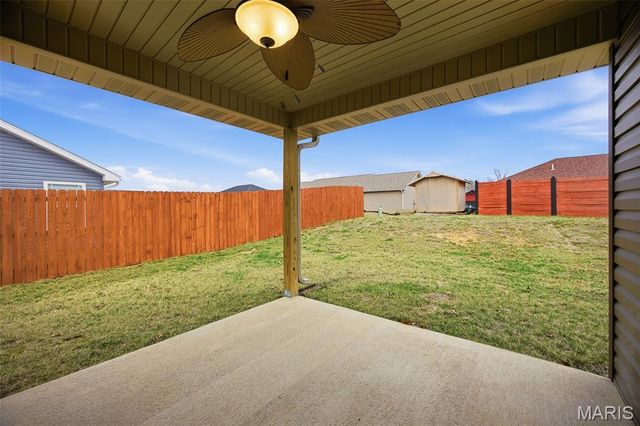 147 La Vista Drive, Waynesville, MO 65583