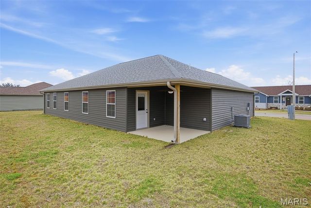 147 La Vista Drive, Waynesville, MO 65583