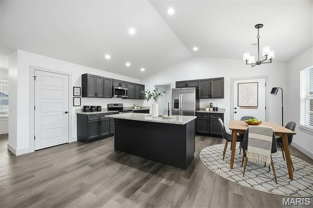 147 La Vista Drive, Waynesville, MO 65583