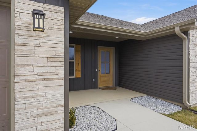 147 La Vista Drive, Waynesville, MO 65583