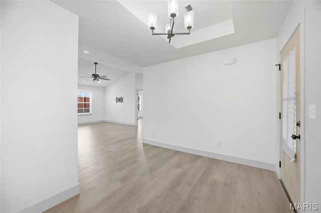 147 La Vista Drive, Waynesville, MO 65583