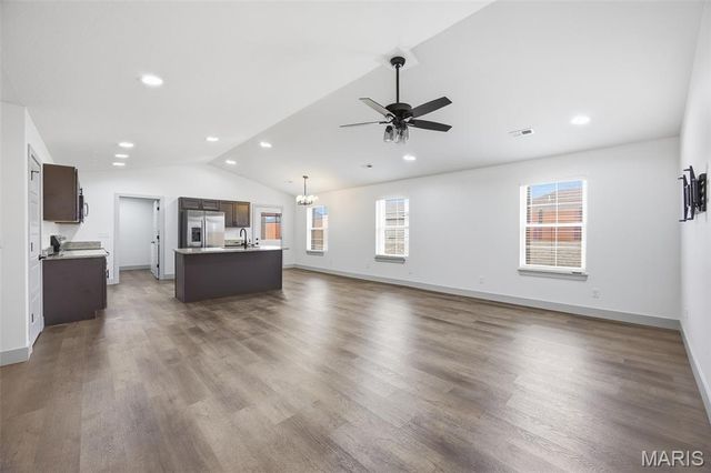 147 La Vista Drive, Waynesville, MO 65583