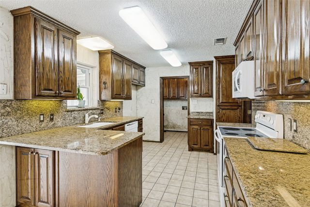 5812 Ponderosa Street, Colleyville, TX 76034
