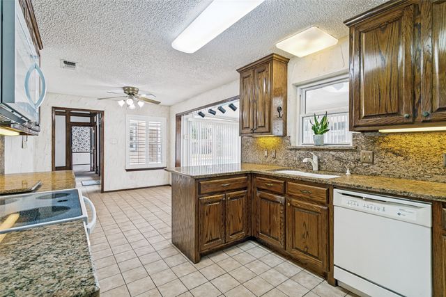 5812 Ponderosa Street, Colleyville, TX 76034