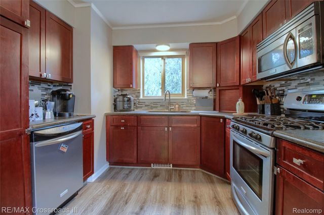 7367 Cavell Street, Westland, MI 48185