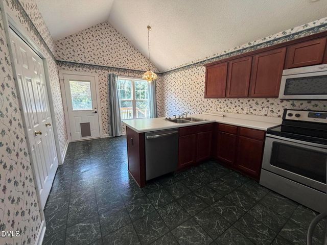 3620 Westmeadow Lane, Elon, NC 27244