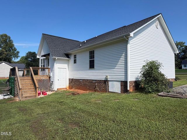 3620 Westmeadow Lane, Elon, NC 27244