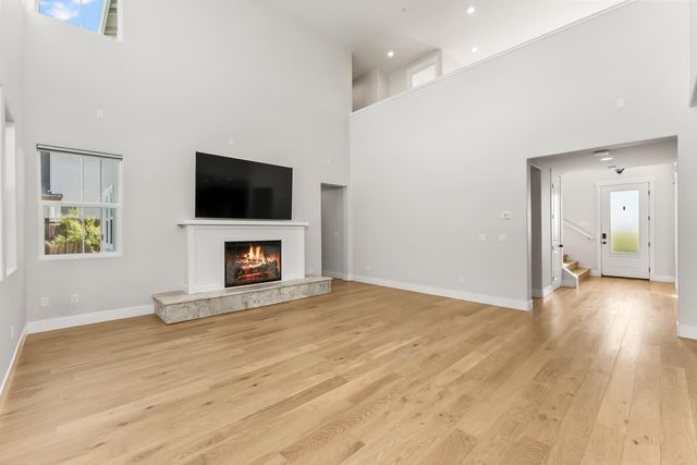 3166 Sofia Dr, Lincoln, CA 95648