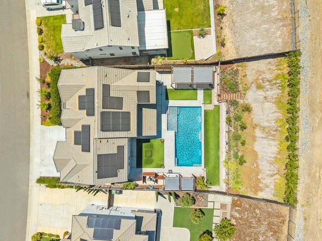3166 Sofia Dr, Lincoln, CA 95648