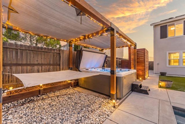 3166 Sofia Dr, Lincoln, CA 95648