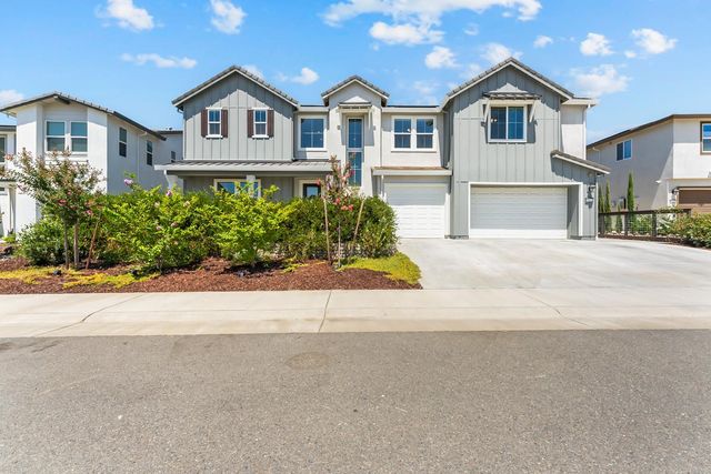 3166 Sofia Dr, Lincoln, CA 95648