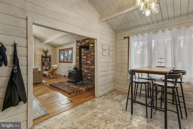 137 PLUM POINT RD, Elkton, MD 21921