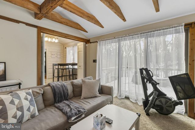 137 PLUM POINT RD, Elkton, MD 21921