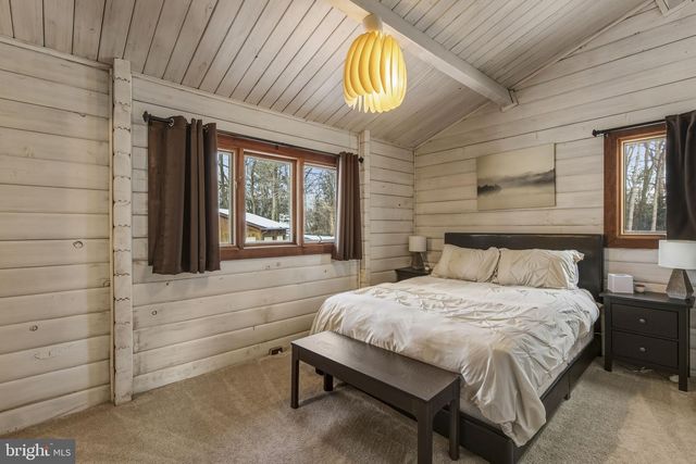 137 PLUM POINT RD, Elkton, MD 21921