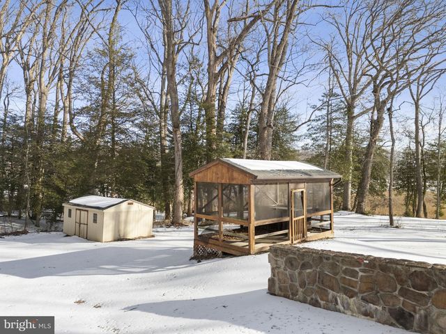 137 PLUM POINT RD, Elkton, MD 21921