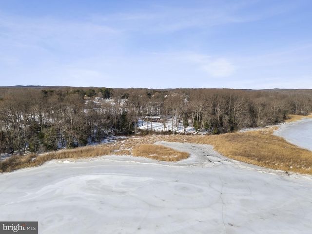 137 PLUM POINT RD, Elkton, MD 21921