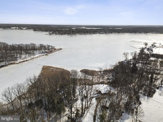 137 PLUM POINT RD, Elkton, MD 21921